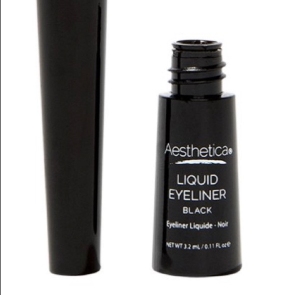 Aesthetica liquid eye liner